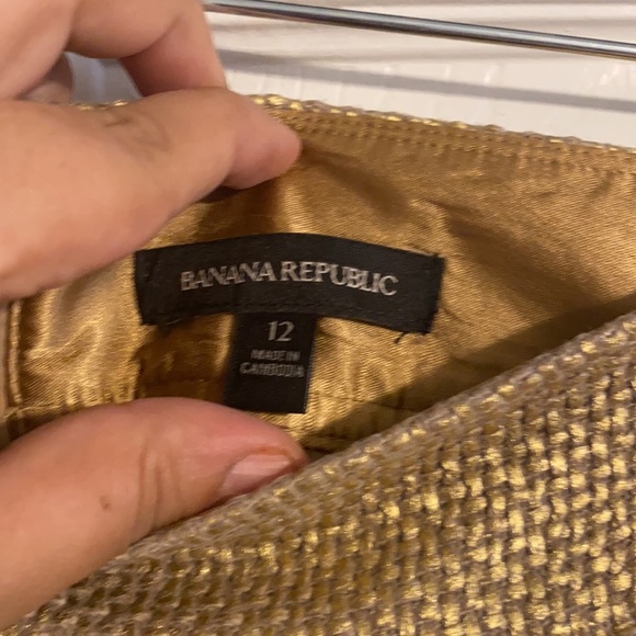 Gold skirt - Picture 4 of 4